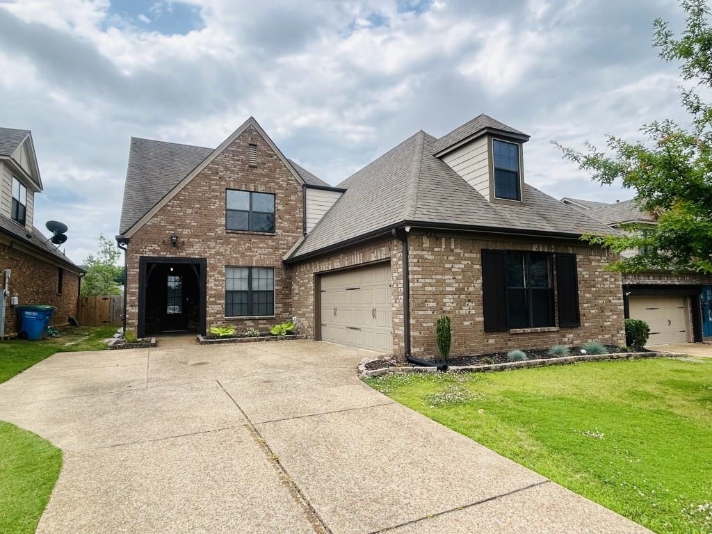 Foto principal - 12423 Warren Ridge Ln