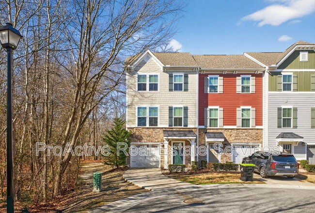 Building Photo - 4301 Whitfield Ln