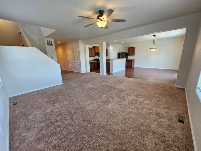 Building Photo - 6937 Gayle Lyn Ln