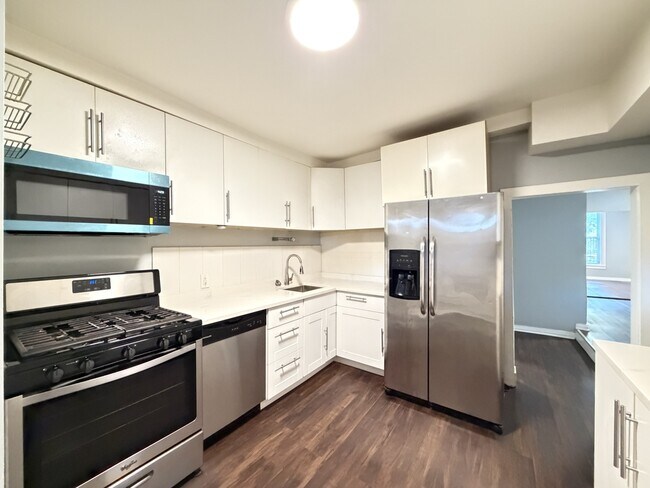 Foto del edificio - 3503 W Dickens Ave
