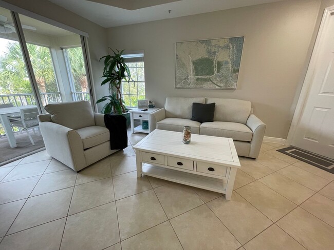 Foto del edificio - 1325 Sweetwater Cove