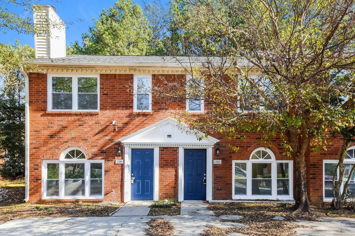 Photo - 1303 Sweet Pine Dr