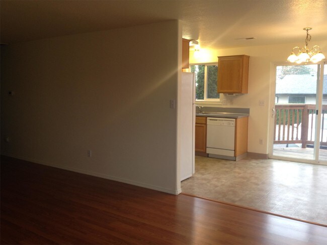 Building Photo - 58907 Green Acres Dr
