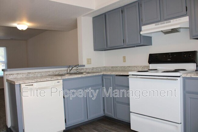 Foto del edificio - 1984 N Salem Ave