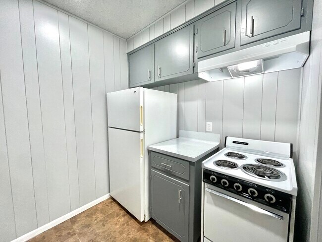 Foto del edificio - 301 E 4th St
