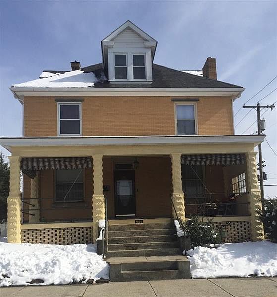 201 Thompson St Unit Apartment 1, Latrobe, PA 15650 Apartments in