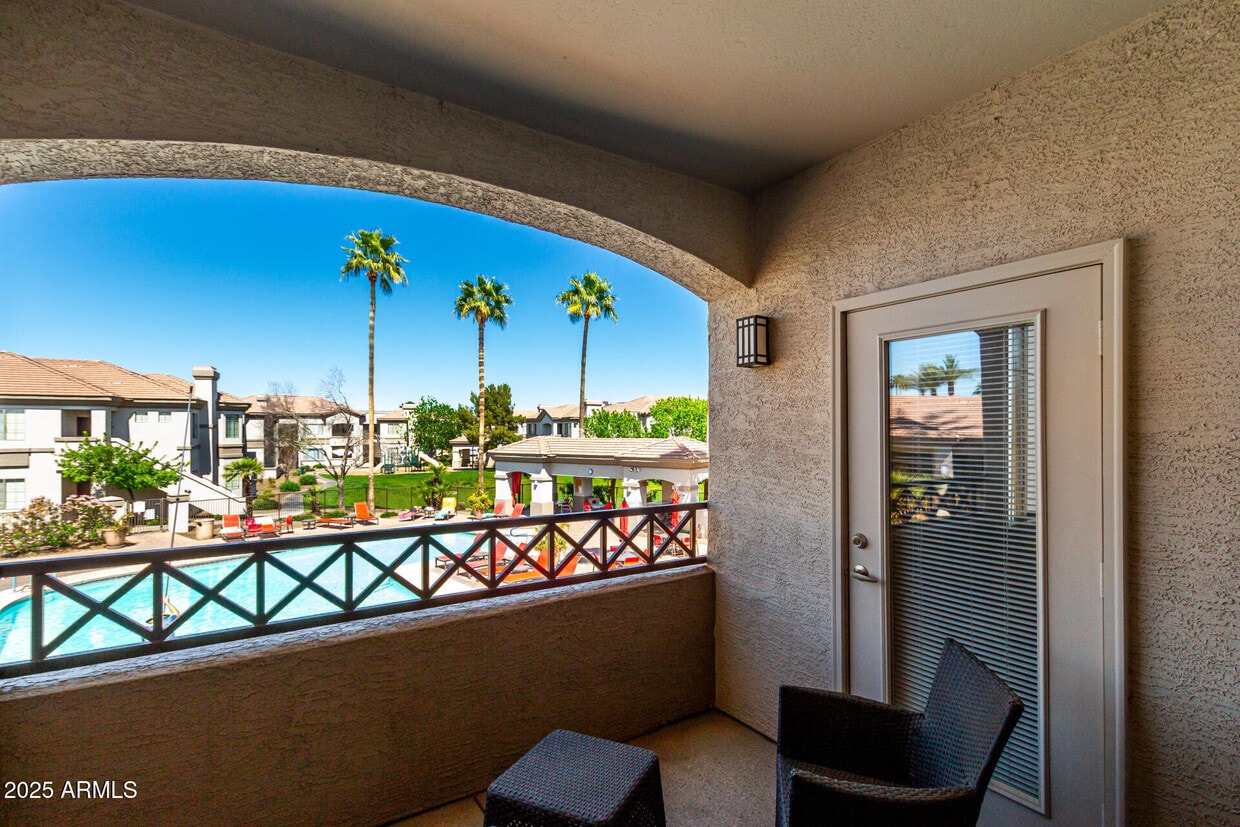 Primary Photo - 1941 S Pierpont