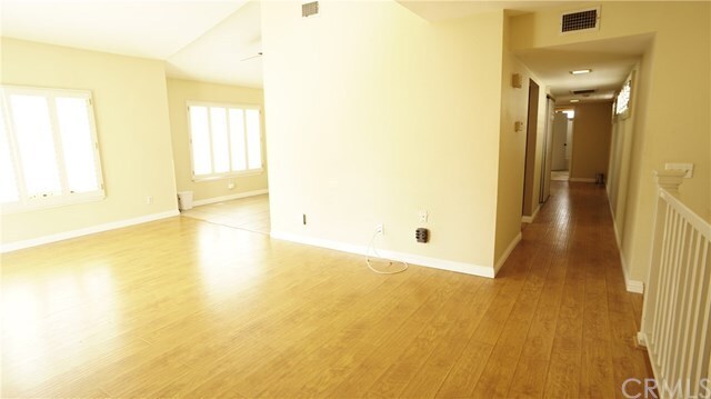 Building Photo - 1050 Golden Springs Dr