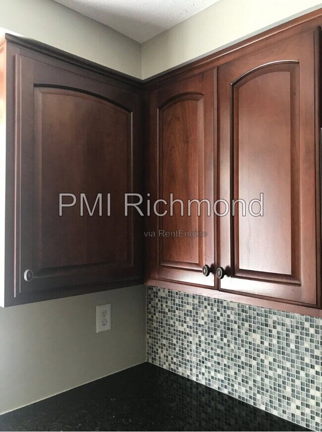 Foto del edificio - 4802 Ballyshannon Ct