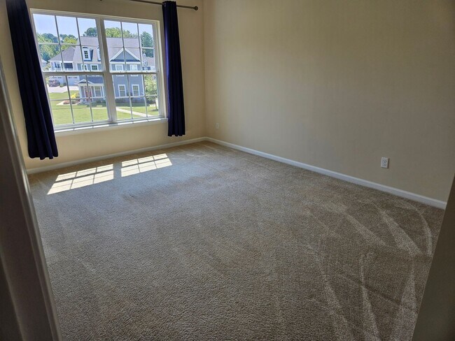 Foto del edificio - Wow! Incredible Luxury Townhome in Williamsburg!