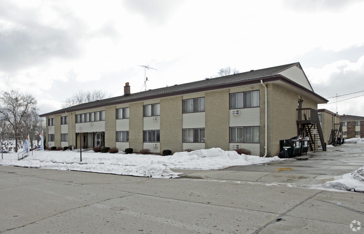 Foto principal - 1007 School Ave