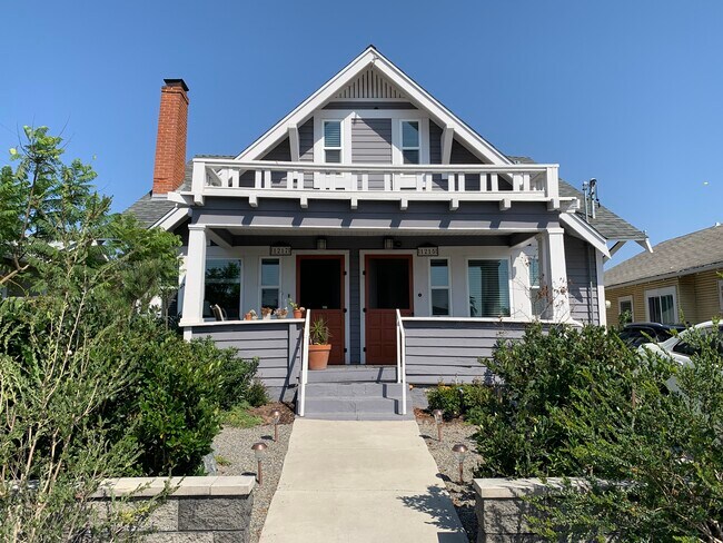 Building Photo - 1215 30th St