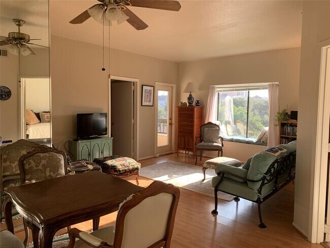 Building Photo - 2211 S Braeswood Blvd
