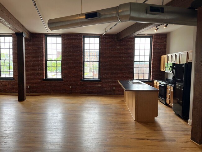 Foto del edificio - 265 N Queen St