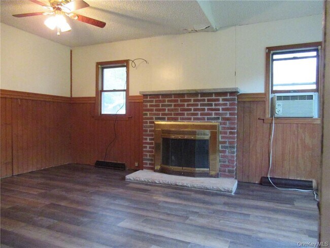 Foto del edificio - 357 Mountain Lodge Rd