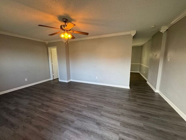 Foto del edificio - 2905 Frost Dr SW