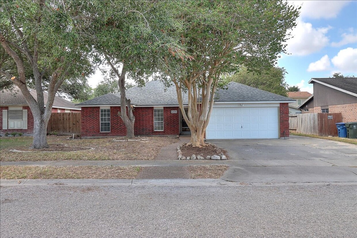 Primary Photo - 6405 Clairfield - 3/bed 2/bath - $1795/month