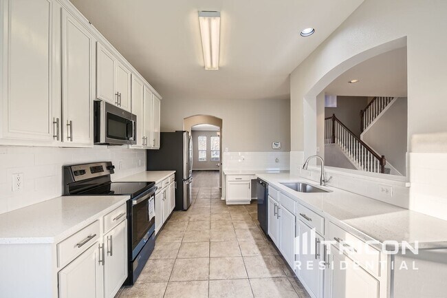 Foto del edificio - 6269 Trinity Creek Dr
