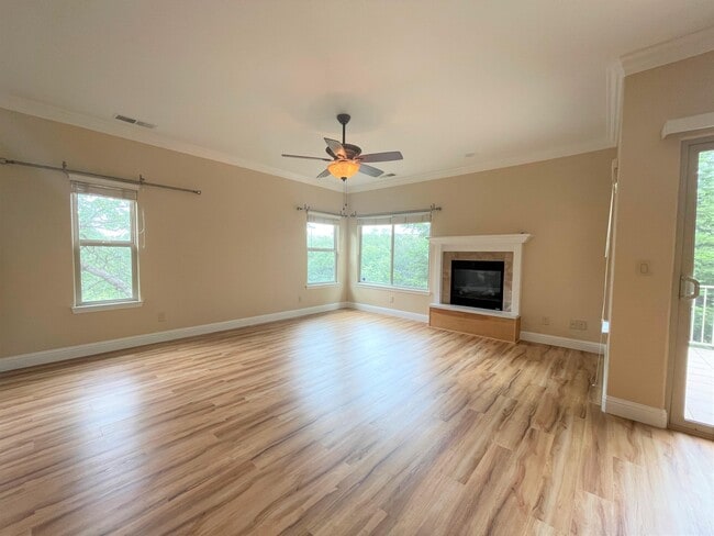 Building Photo - 1 Hidden Brooke Way