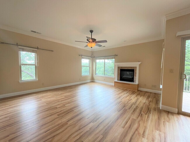 Foto del edificio - 1 Hidden Brooke Way