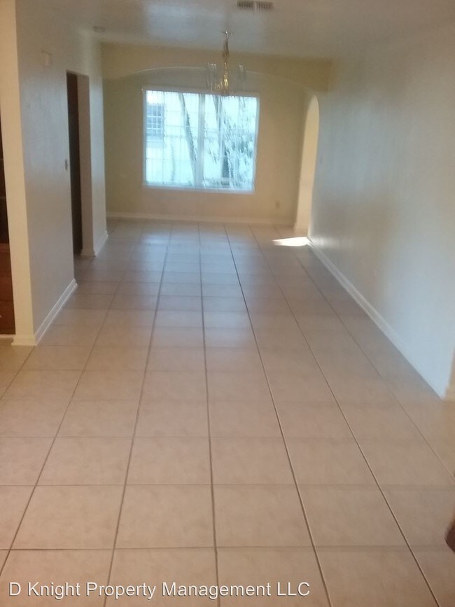 Building Photo - 3 br, 3 bath House - 1910 Rock Lake Dr.