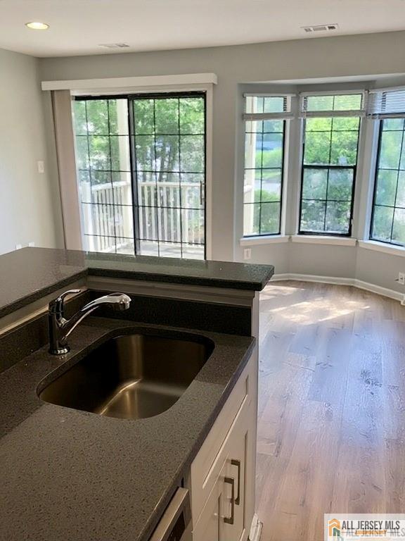 Building Photo - 244 Crosspointe Dr