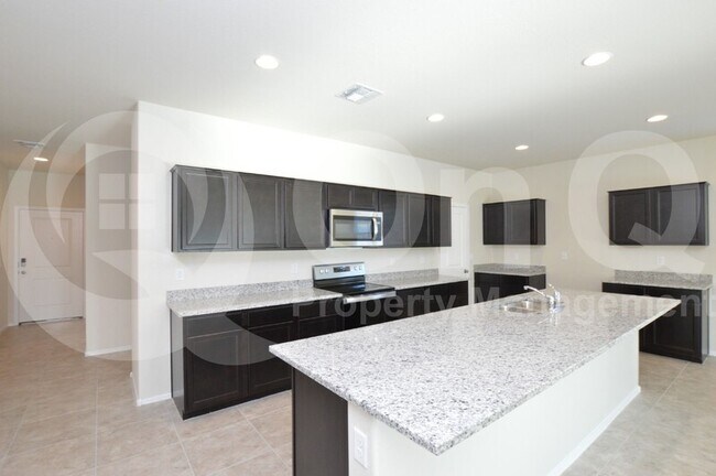 Building Photo - 3557 N Cinnabar Ln