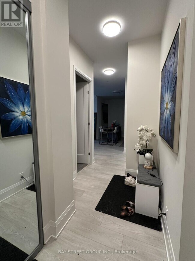 Building Photo - 8 Water Walk Dr