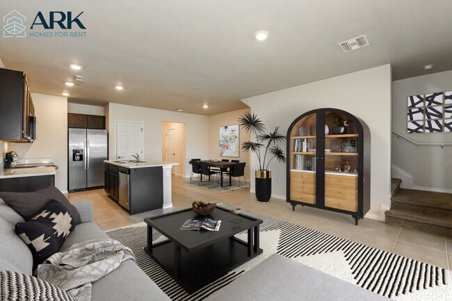 Foto del edificio - 15042 Wildflower Cir