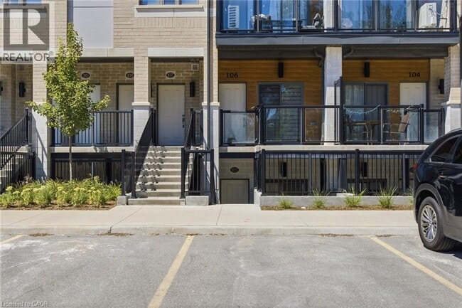Building Photo - 25 Isherwood Ave