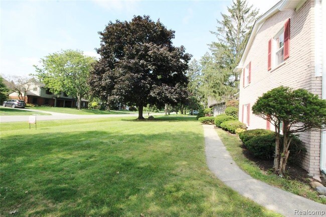 Building Photo - 2735 Aldgate Dr