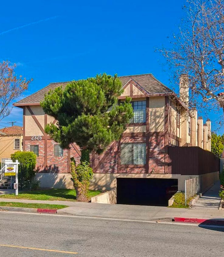 Foto principal - 2325 20th St