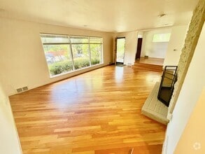 Building Photo - 11524 6th Ave NW
