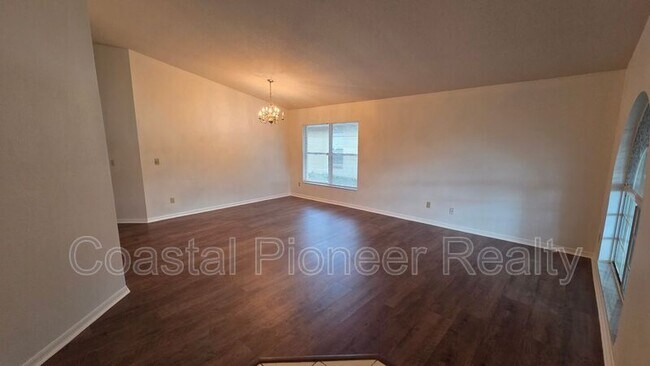 Foto del edificio - 1731 Wakefield Dr
