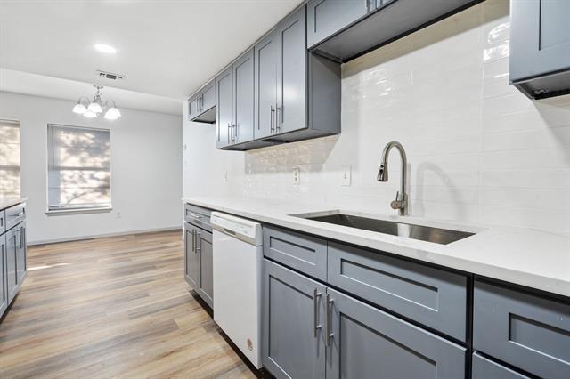 Building Photo - 2003 Fleur De Lis Ct