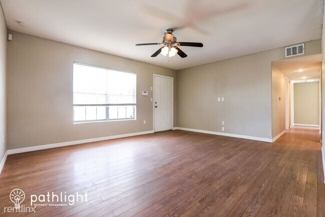 Building Photo - 3 br, 2 bath House - 3198 Mola Street UNIT