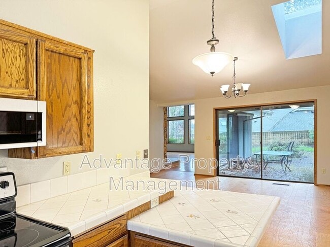 Foto del edificio - 3698 NW Oleander Pl