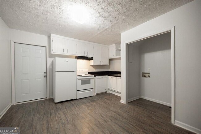 Building Photo - 145 Park Ridge Ct