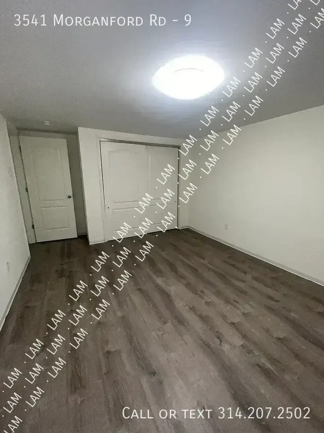 Building Photo - 3541 Morganford Rd-9