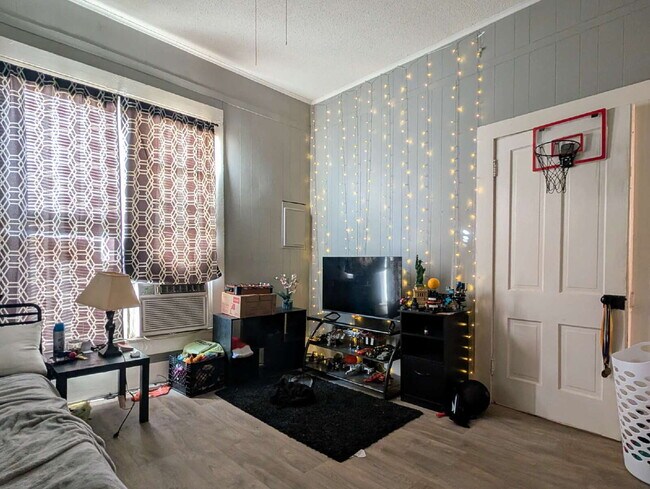 Foto del edificio - 309 Elm St