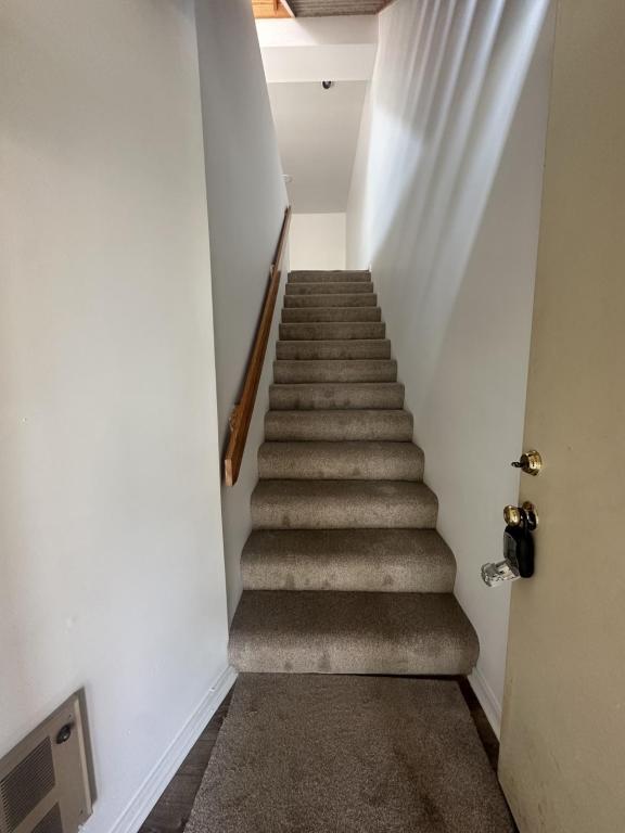 591 Geneva Dr Unit 18, Mechanicsburg, PA 17055 Condo for Rent in