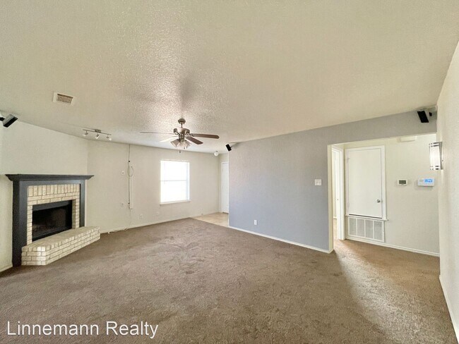 Foto del edificio - 3 br, 2 bath House - 3305 Lorena Drive