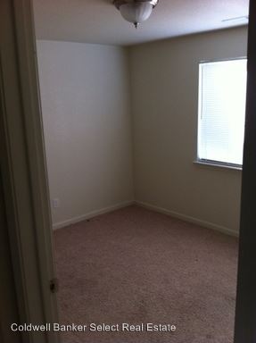Foto del edificio - 1454 Hussman Ave