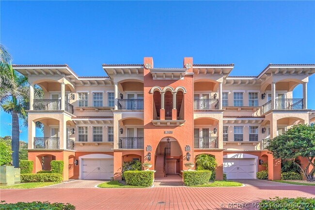 Foto del edificio - 1528 NE Outrigger Landings Dr