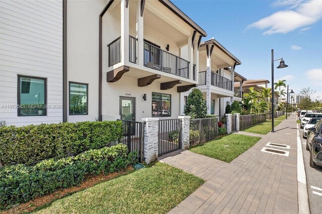 Photo - 4546 NW 83rd Ave Townhome