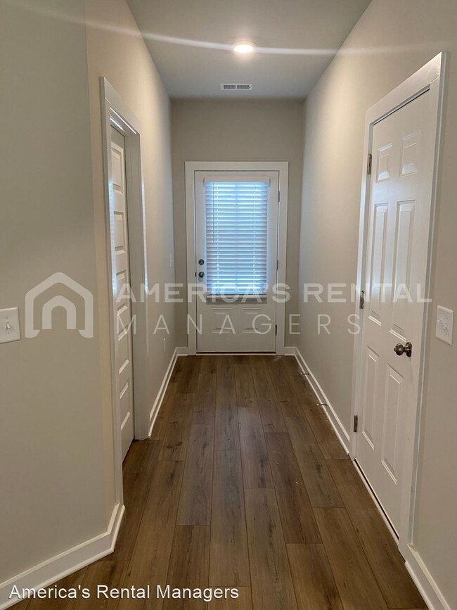 Foto del edificio - 4 br, 2 bath House - 150 Avalon Way