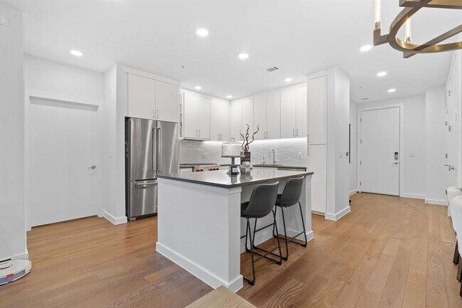 Foto del edificio - 900 S 1st St