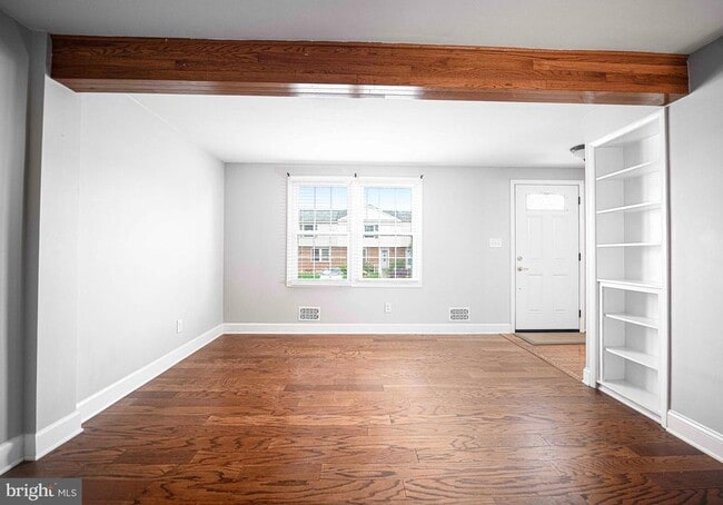 Building Photo - 224 Drexel Dr