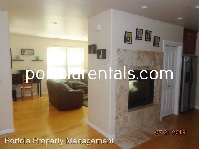 Building Photo - 3 br, 2.5 bath House - 1213 Seabright Ave