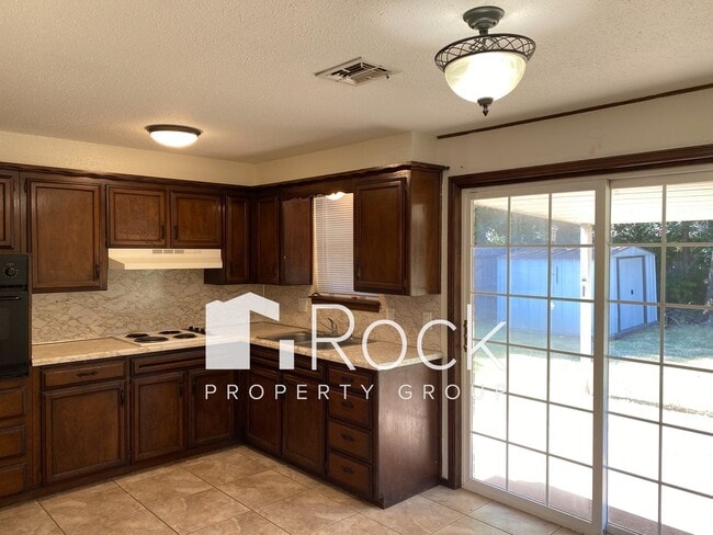 Building Photo - 3Bed/1Bath Home in Moore